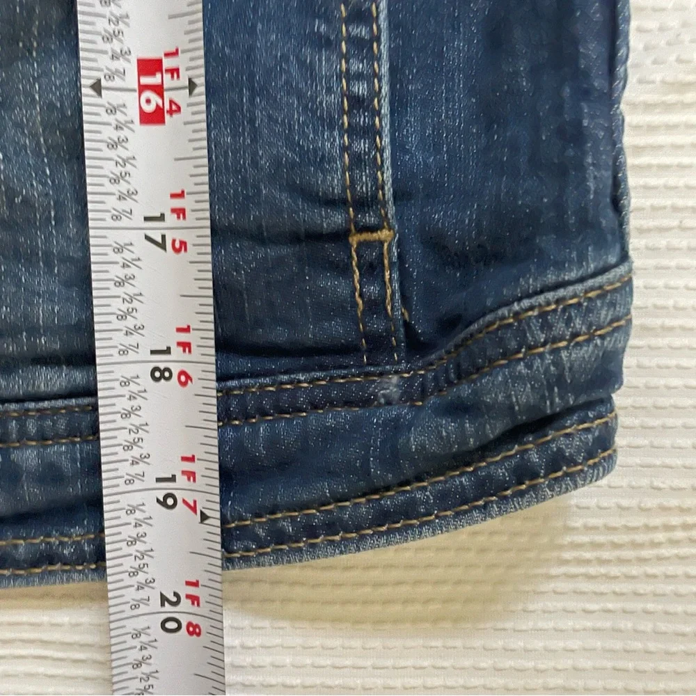 GAP Blue Jean Jacket Medium Wash Classic Style